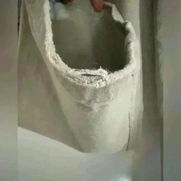 Men’s Khaki carpenter style cargo pants. 30” waist. 41” long. 29.5 inseam - Picture 5 of 8